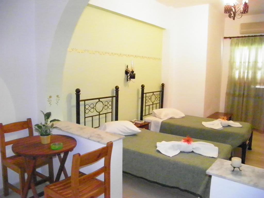 Mirsini Pansion Hotell Karterádos Rom bilde