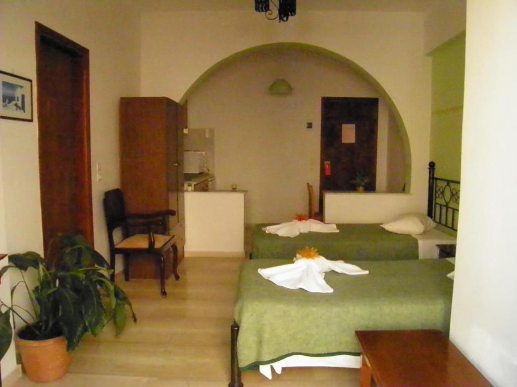 Mirsini Pansion Hotell Karterádos Rom bilde